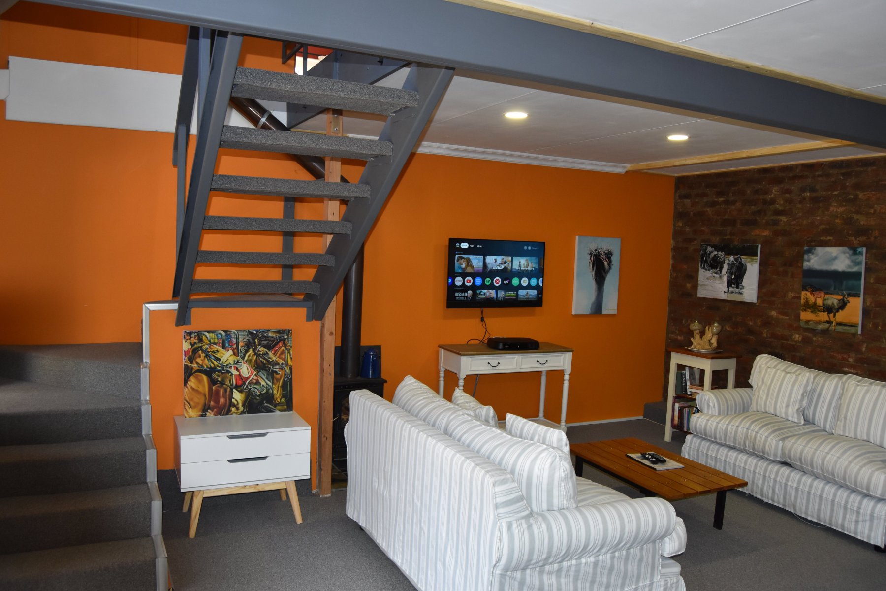 克拉伦斯乡间别墅-客卧