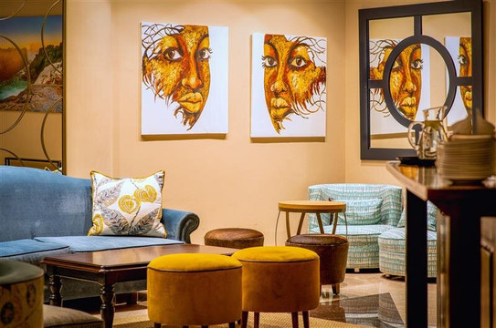 Makuwa Airport Lounge-维多利亚瀑布必去景点