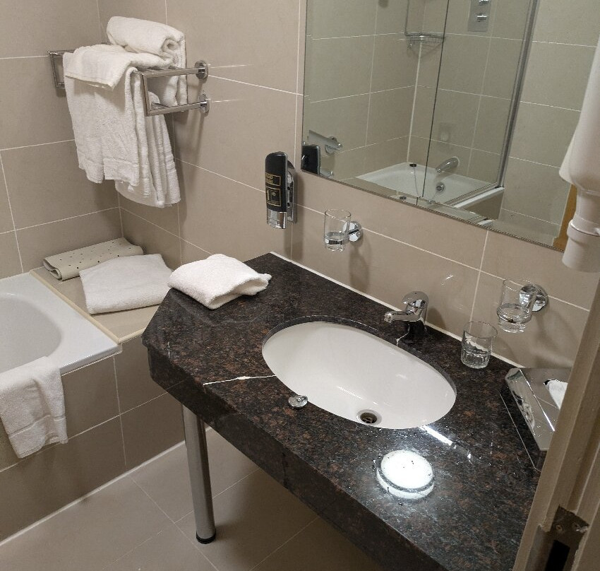 Parkview Hotel主图