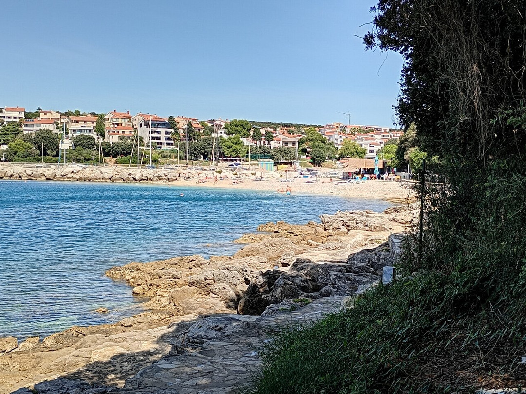 Beach Bar Splash-Pjescana Uvala必去景点