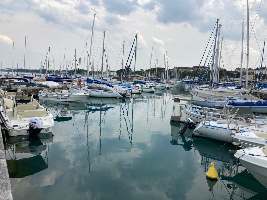 Lungolago Di Desenzano Del Garda-代森扎诺-德尔加达必去景点