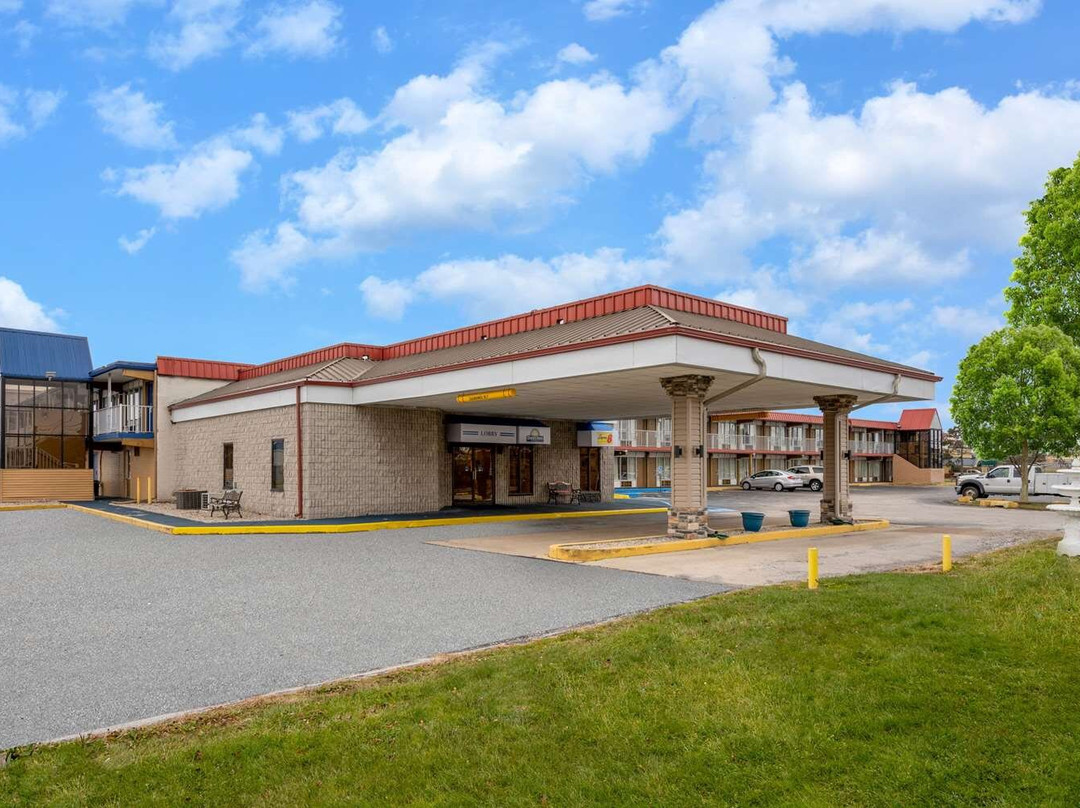 Days Inn by Wyndham Perrysburg/Toledo