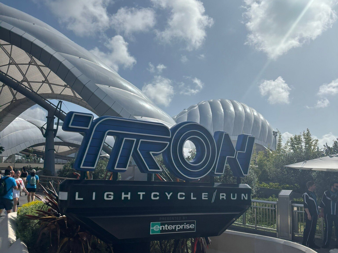TRON Lightcycle-Lake Buena Vista必去景点