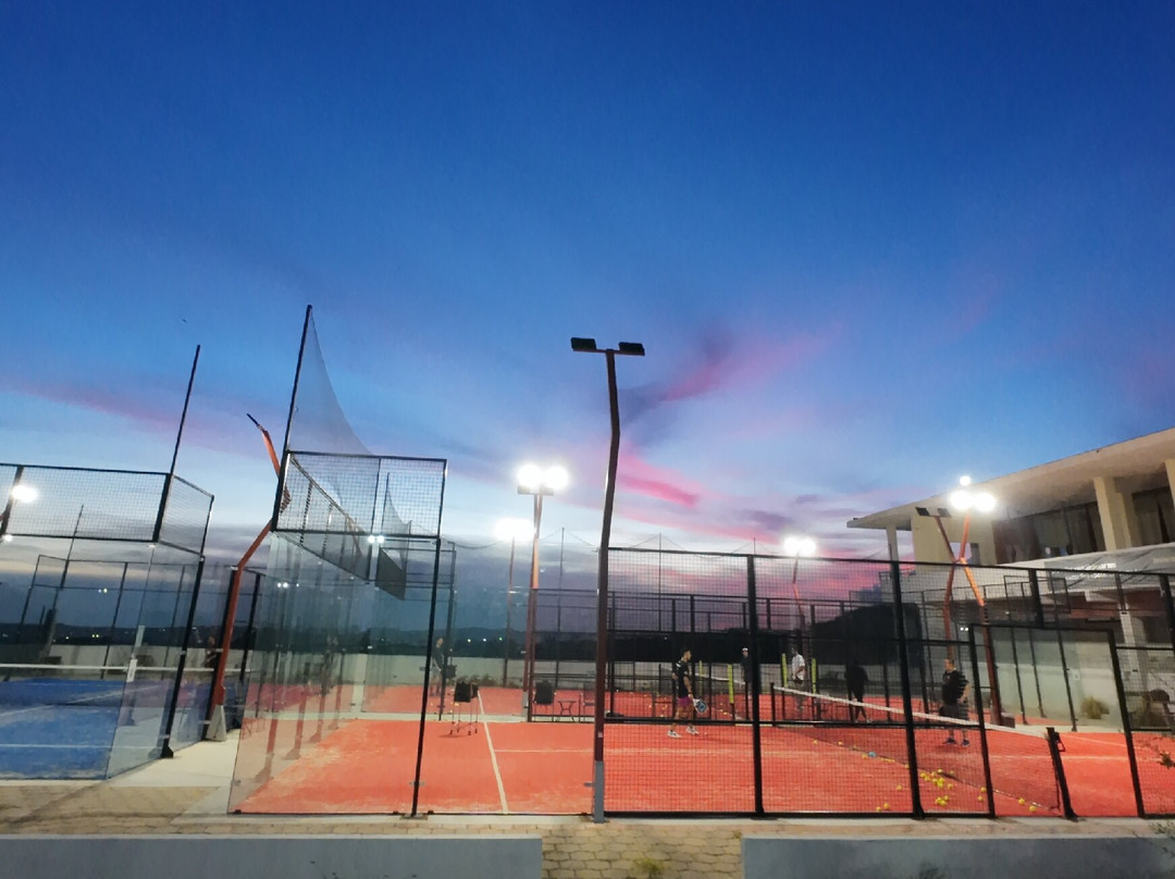 Club San Lazaro Pickleball Tennis Padel-卡波圣卢卡斯必去景点