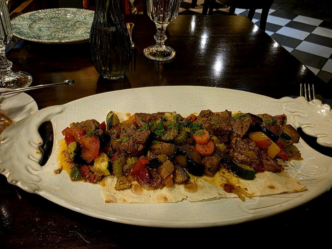 NUR RESTAURANT & LOUNGE