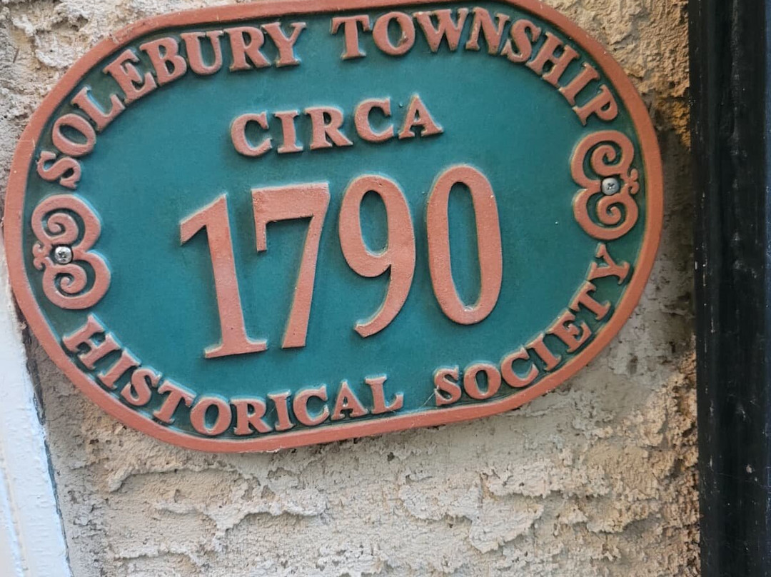 HollyHedge Estate主图