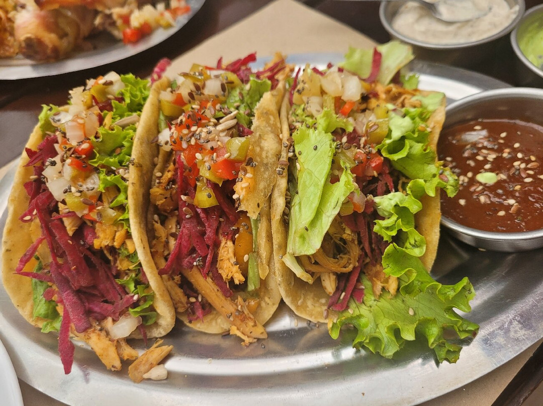 Zombra - Cocina de Barrio