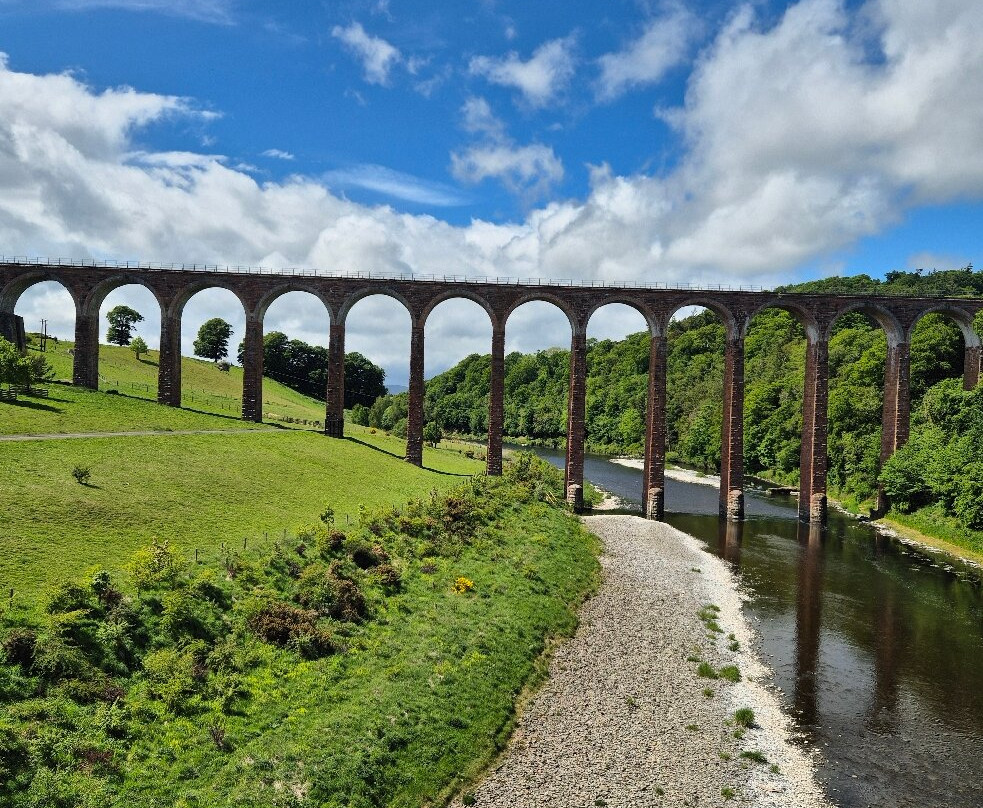 The Leaderfoot Viaduct, also known as the Drygrange Viaduct-Melrose必去景点