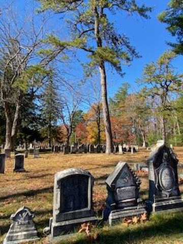 Evergreen Cemetery-波特兰必去景点