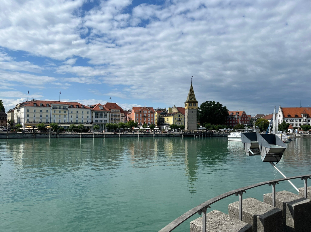 Lighthouse and Bavarian Lion Sculpture-林道必去景点