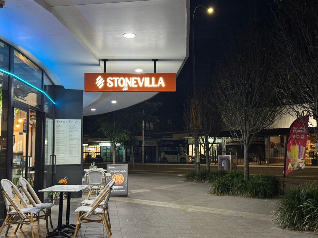 Stonevilla Cafe and Restaurant