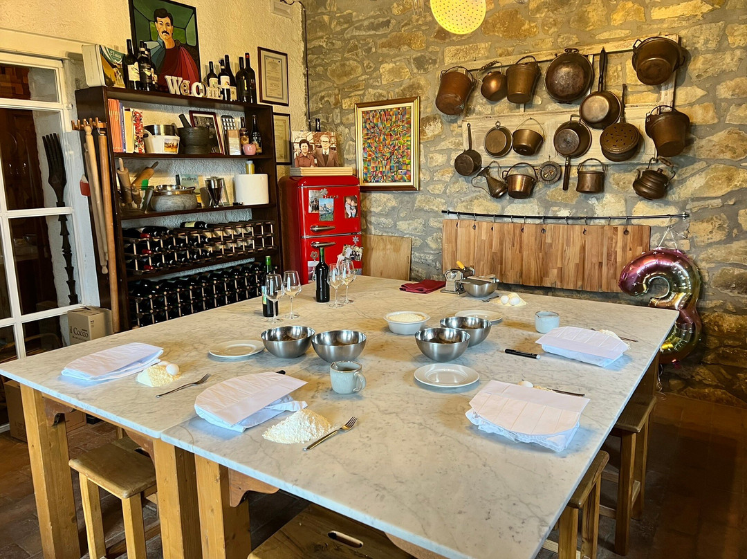 Montalcino Wine Tours-蒙塔尔奇诺必去景点