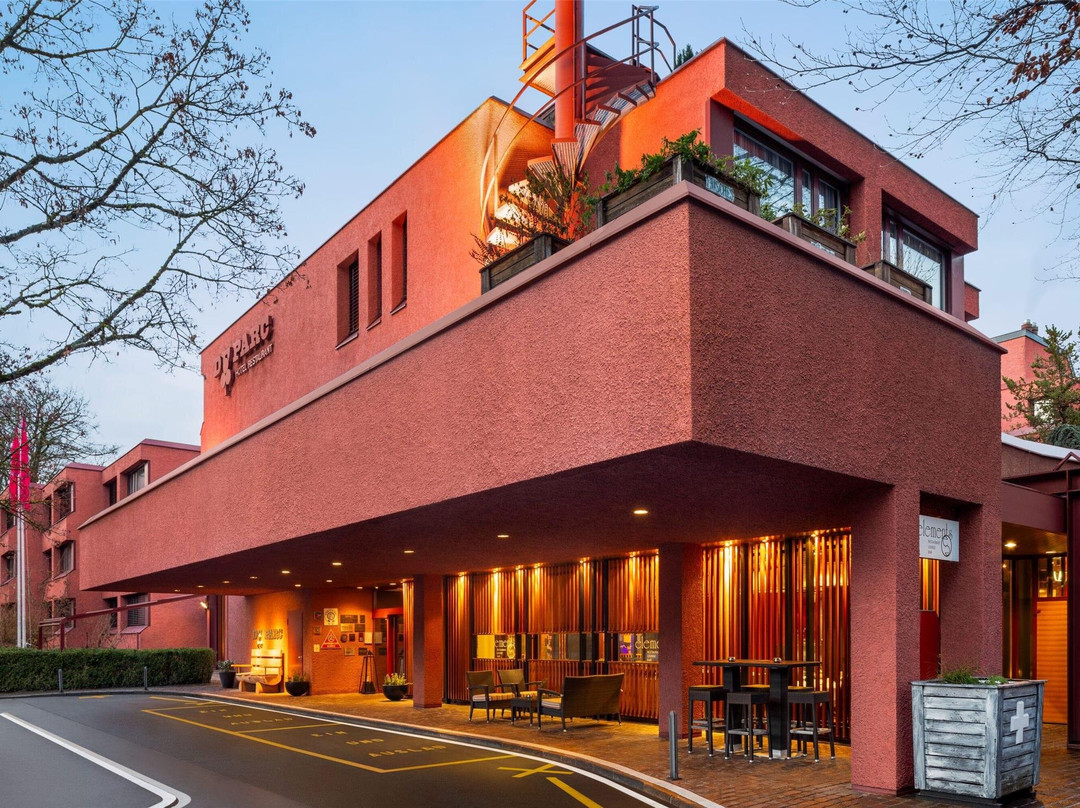 西佳杜帕尔克酒店