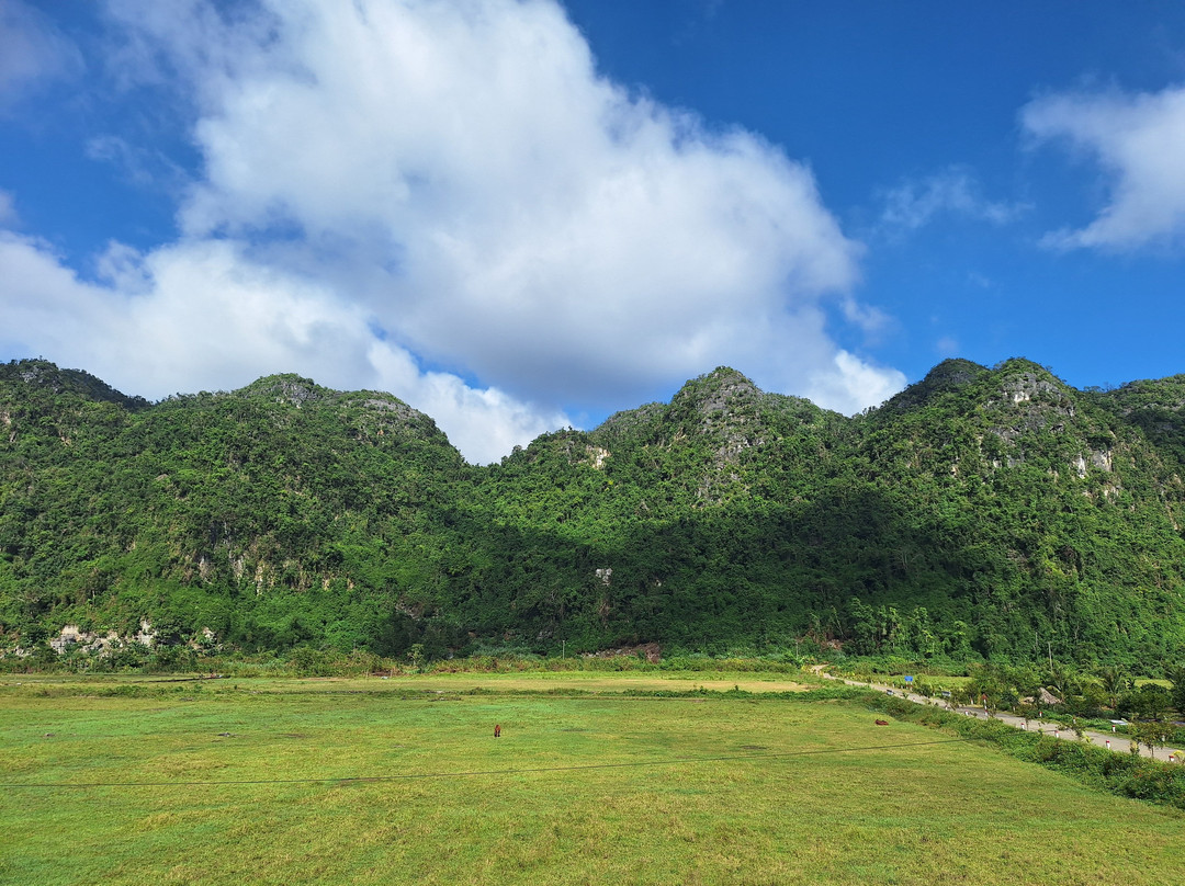 Elite of the Seas-下龙湾必去景点