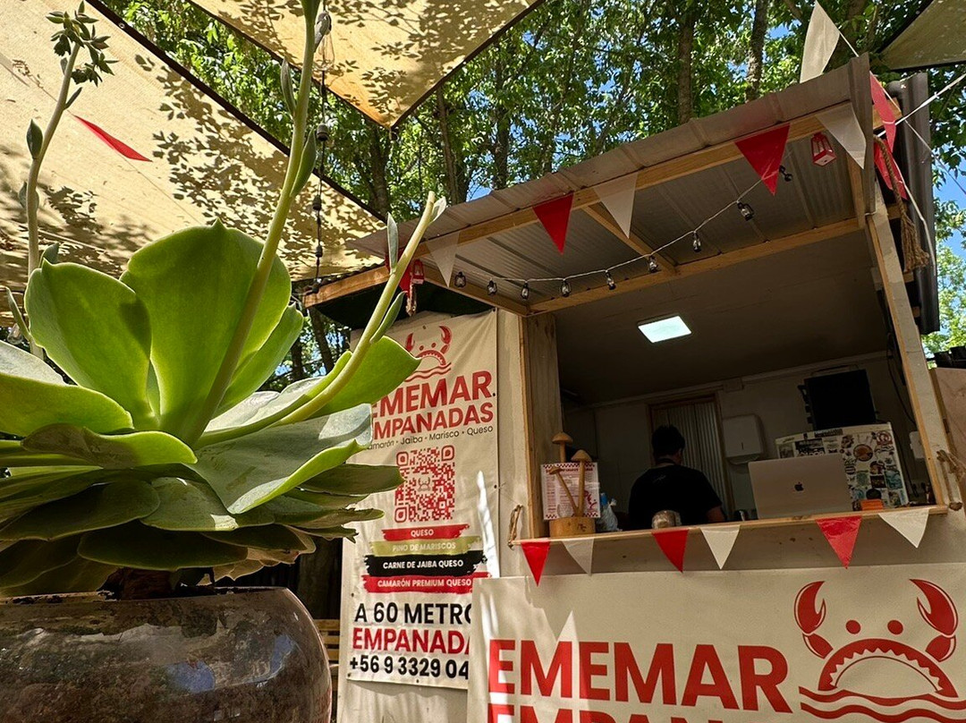 Ememar Empanadas y Cocina Costera