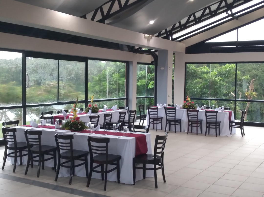 Hotel Puerto San Luis