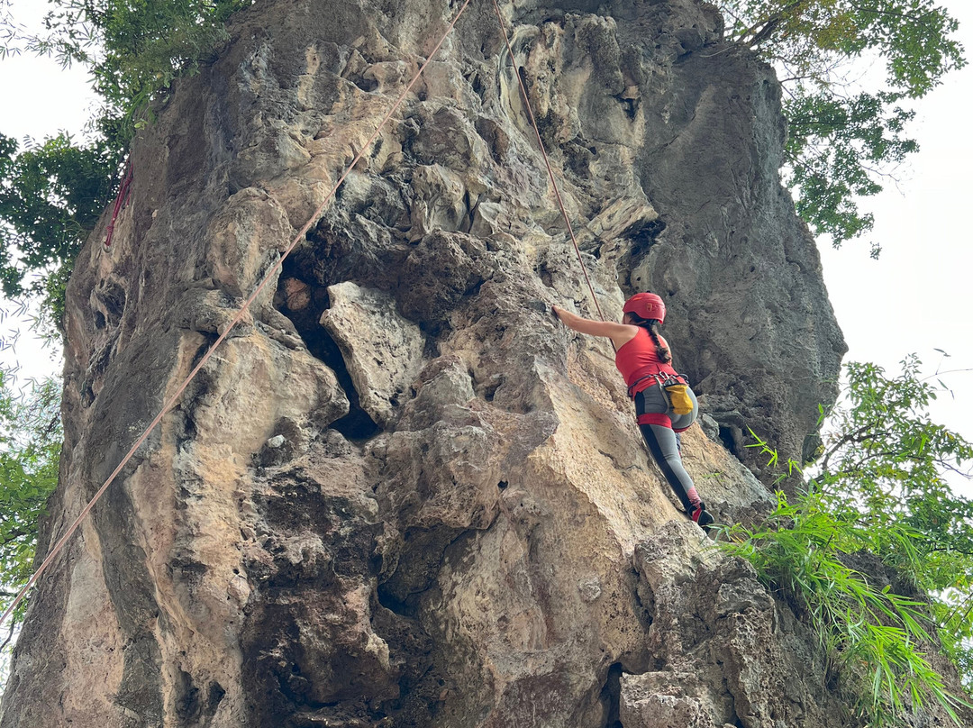 甲米攀岩-莱利海滩必去景点