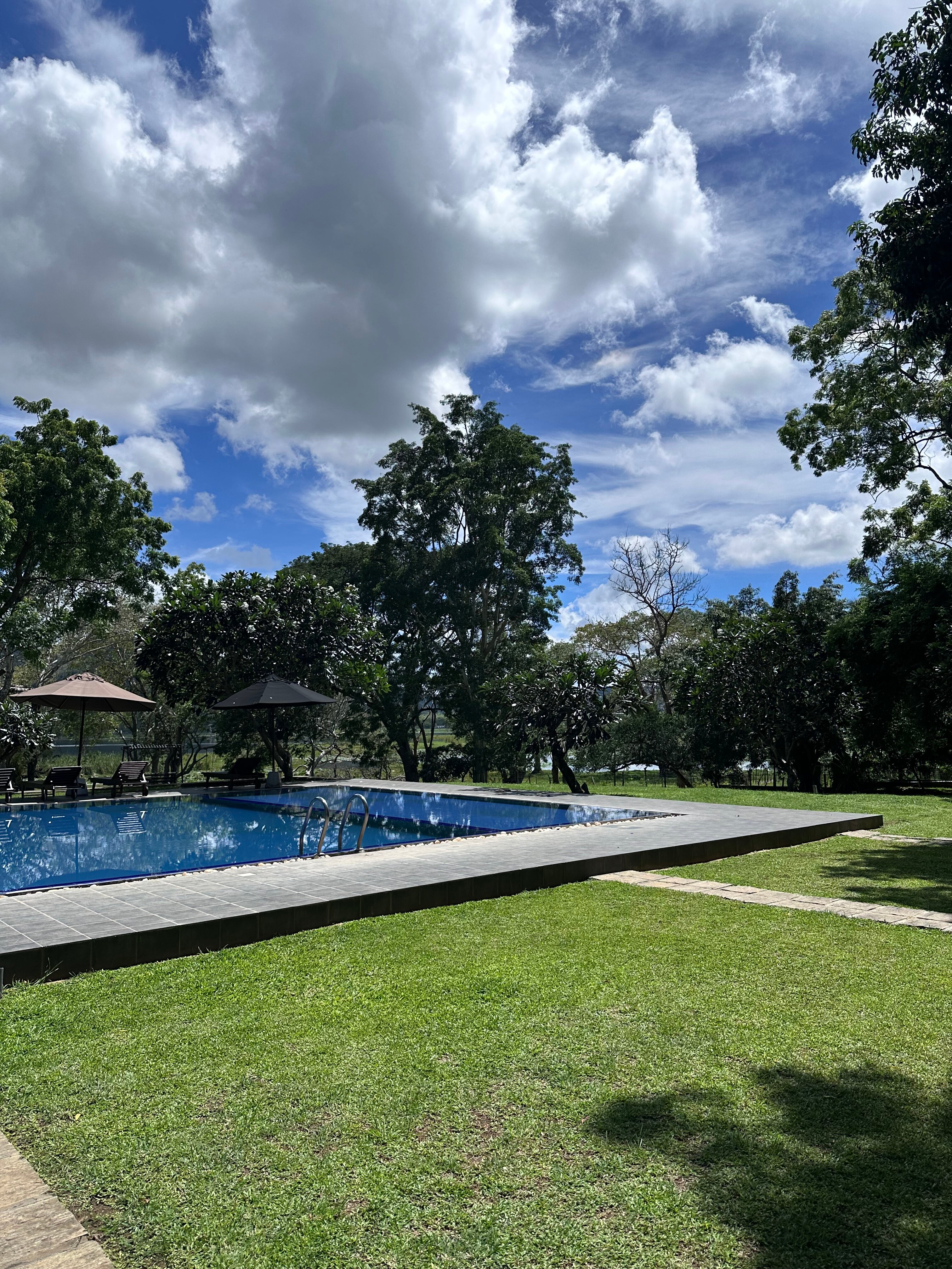 Grand Tamarind Lake-官方