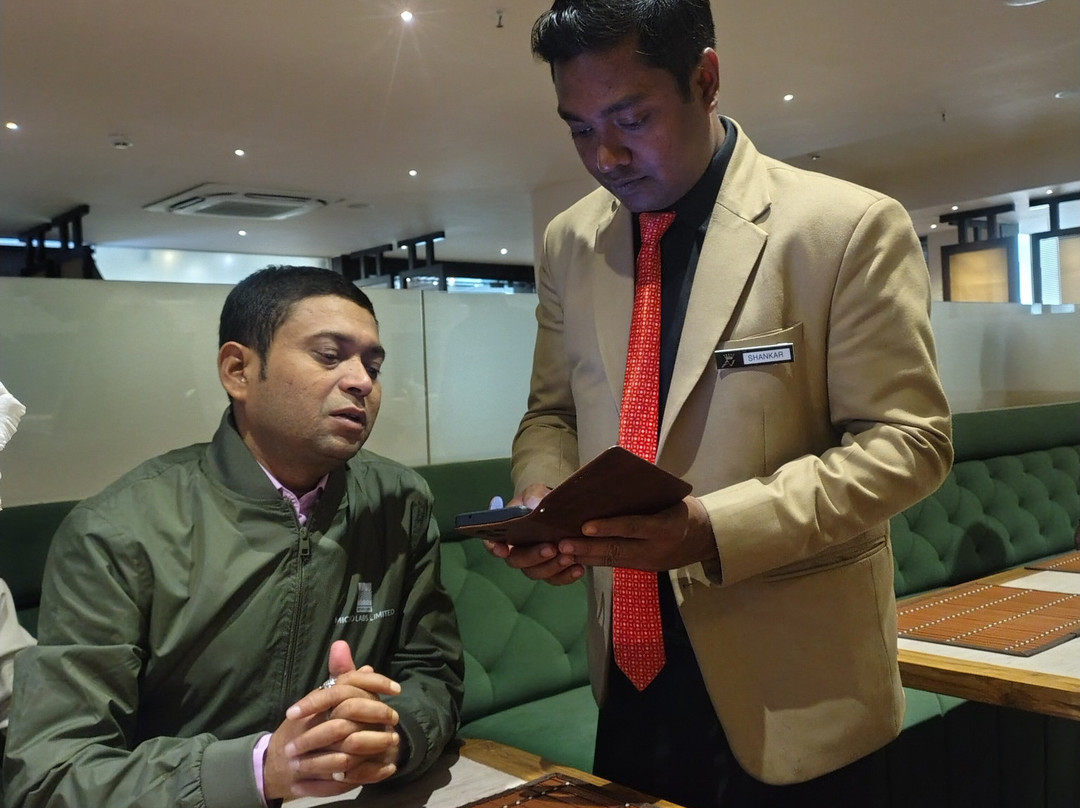 Hotel AVN Grand主图