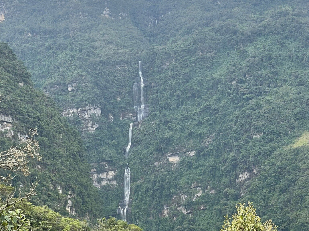 Cascada La Chorrera-Choachi必去景点