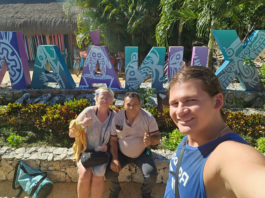 Taxi Personalizado-巴利亚多利德必去景点