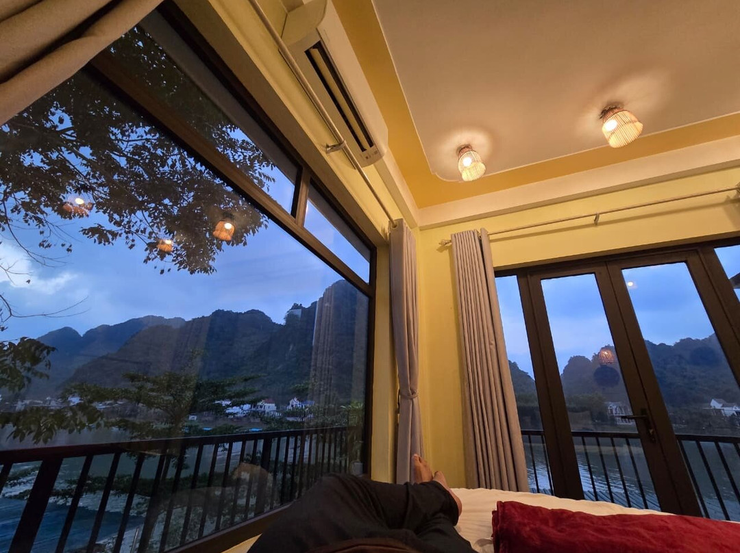 Phong Nha Coco Riverside Homestay