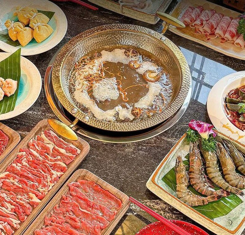 Lua Do Tan Cuong Restaurant