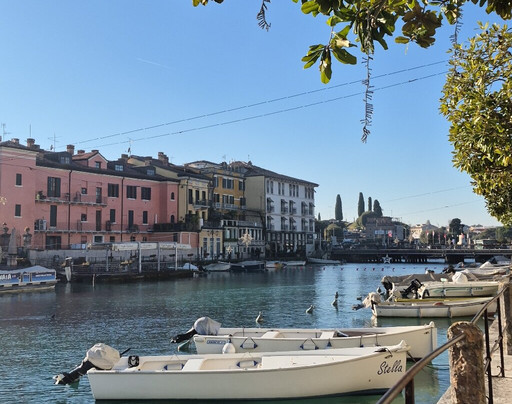 Il Padiglione degli Ufficiali-佩斯基耶拉德尔加尔达必去景点