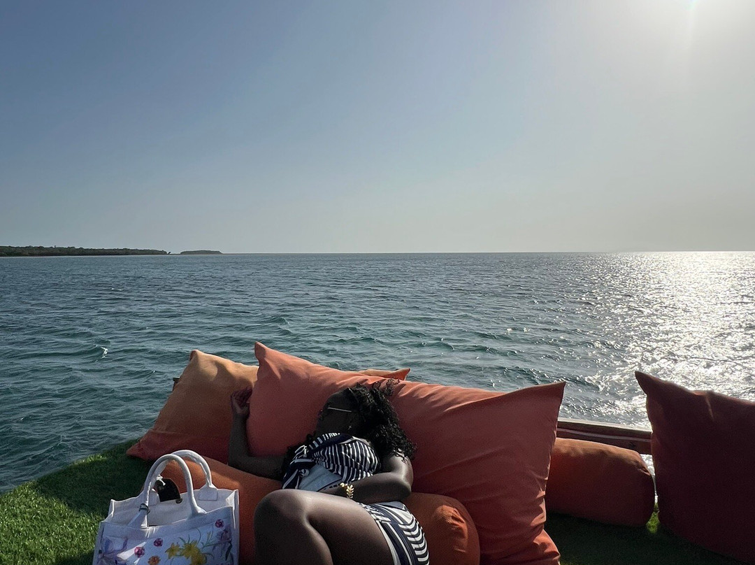 Nomadic Sails-Wasini Island必去景点