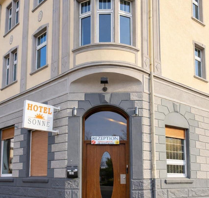 Sonne Hotel
