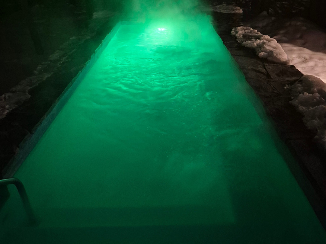 瑞莱斯丹尼丝酒店主图