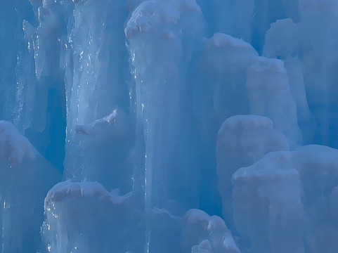 Ledyanoy Fontan-Satka必去景点