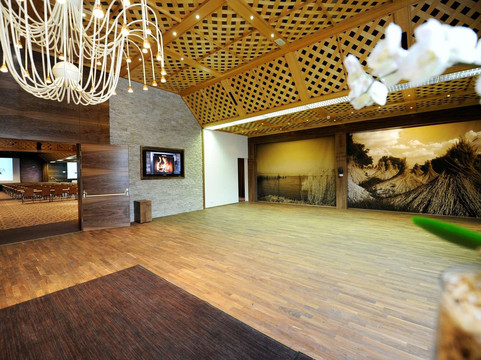 维他潘诺尼亚别墅酒店