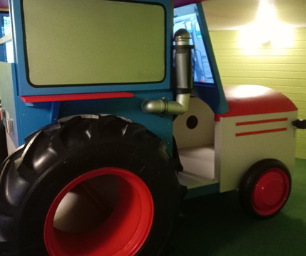 Dragon Tail Adventure Town (Lohesaba Seikluslinnak)-塔林必去景点