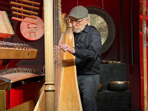 Luc Vanlaere Harpist - Harp Museum-布鲁日必去景点