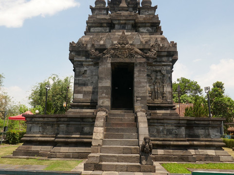 Candi Pawon-马吉冷必去景点