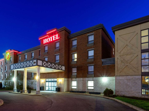 Lachenaie酒店住宿-Super 8 by Wyndham Lachenaie/Terrebonne