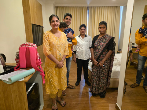 金郁金香提鲁帕提