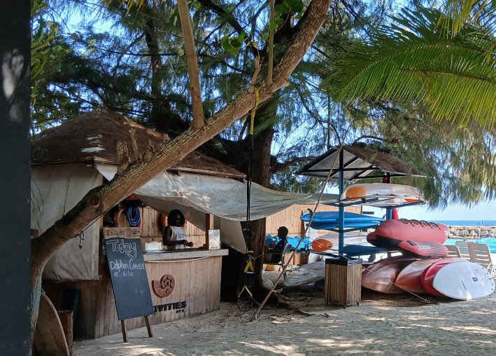 季节天堂酒店-泳池