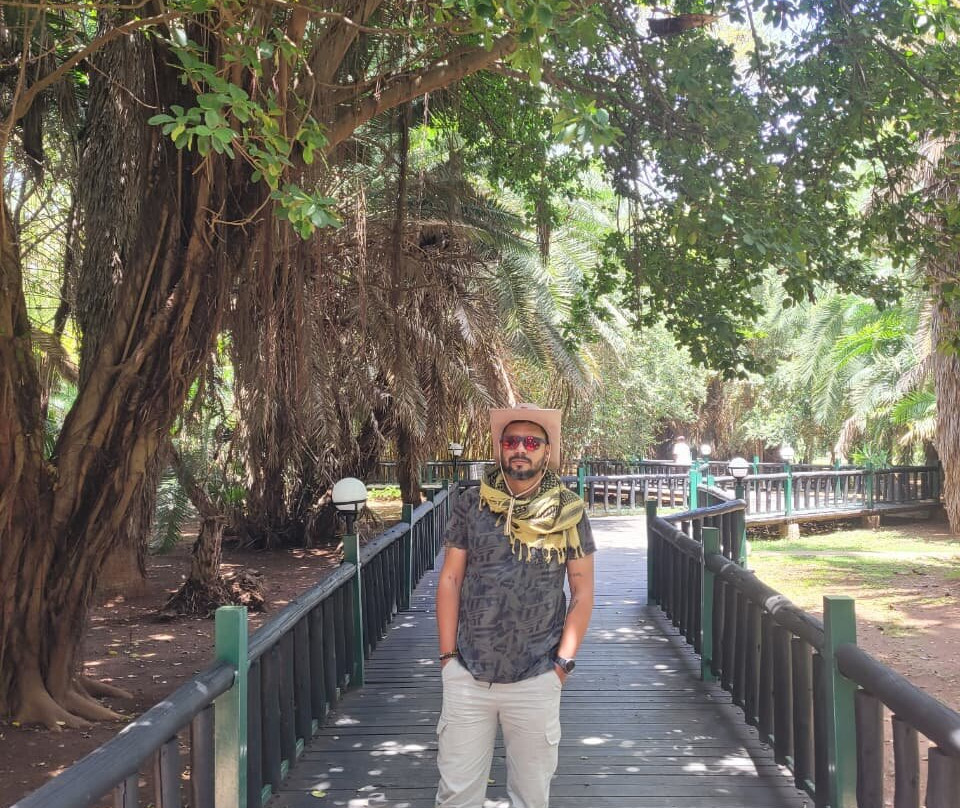 Beyond the plains safaris-内罗毕必去景点