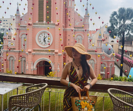 耶稣圣心堂-胡志明市必去景点