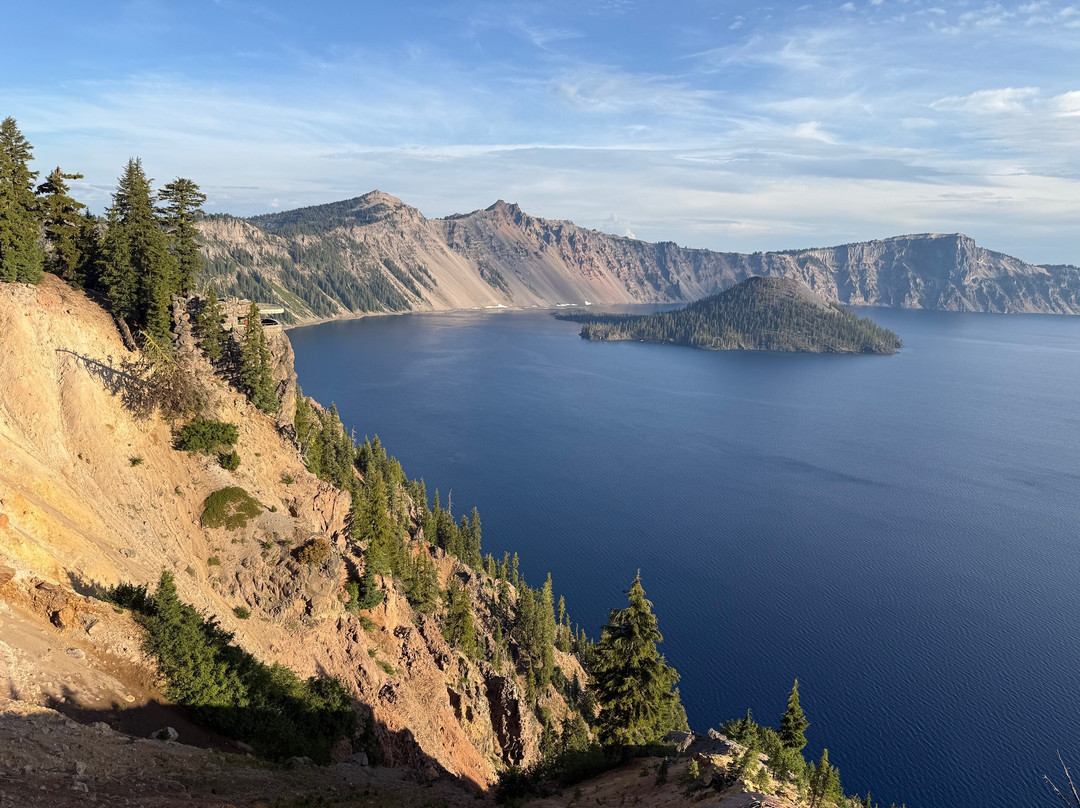 Sinnott Memorial Overlook-火山湖国家公园必去景点