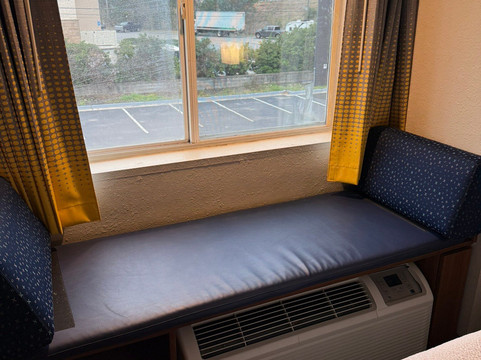 提夫顿温德姆麦客达套房酒店主图