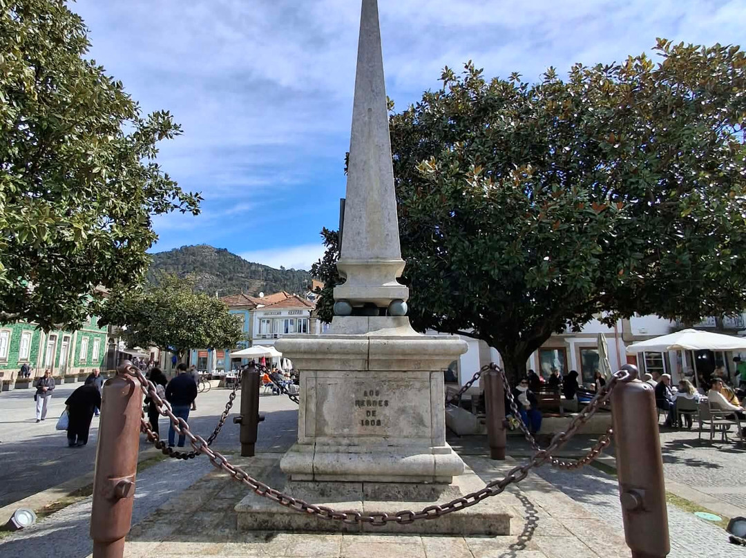 Monumento Aos Heróis De 1808