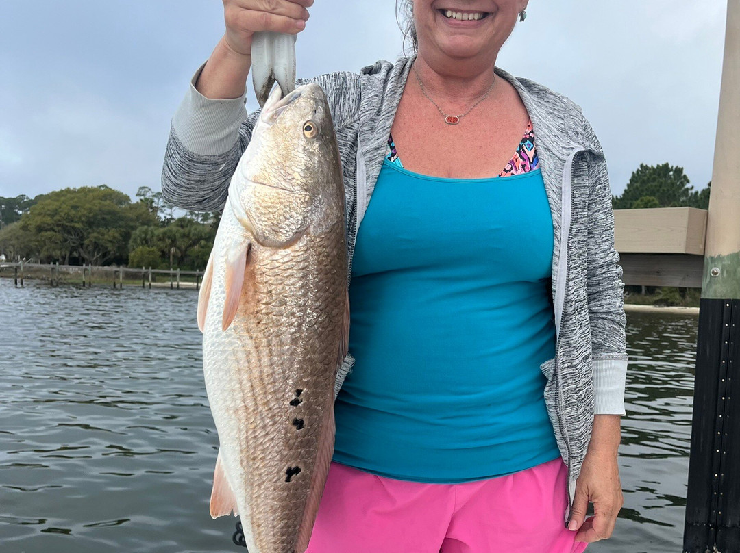 Lucky Chucky Charters-纳瓦拉必去景点