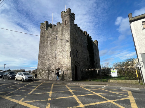 Whites Castle & Crom-a Boo Bridge-Athy必去景点