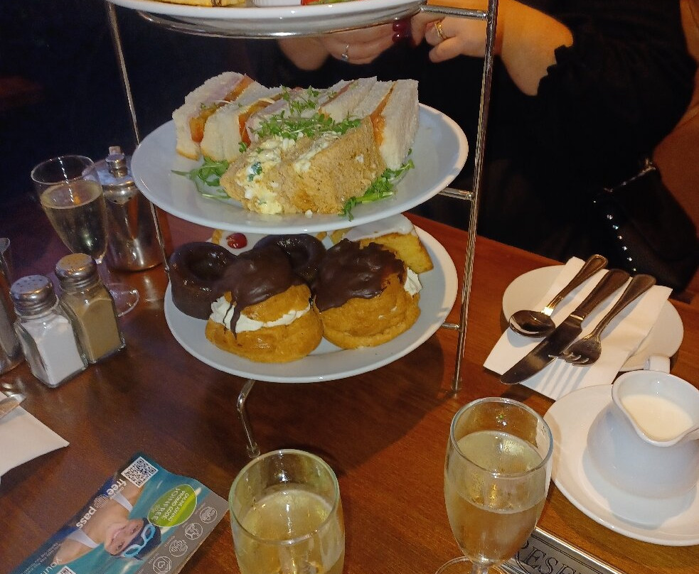 Holiday Inn 朗科恩主图