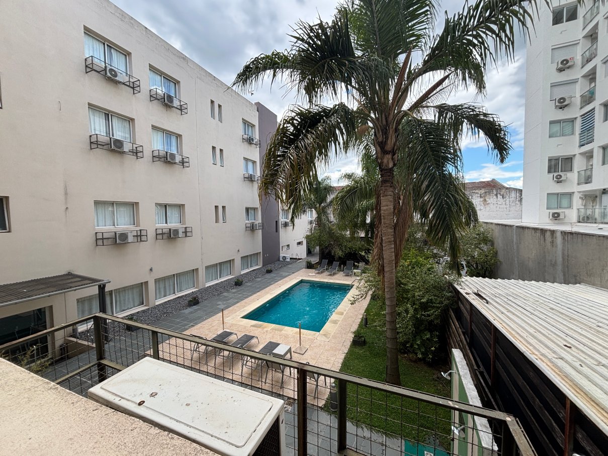 布里萨斯德尔胡姆格兰酒店-官方