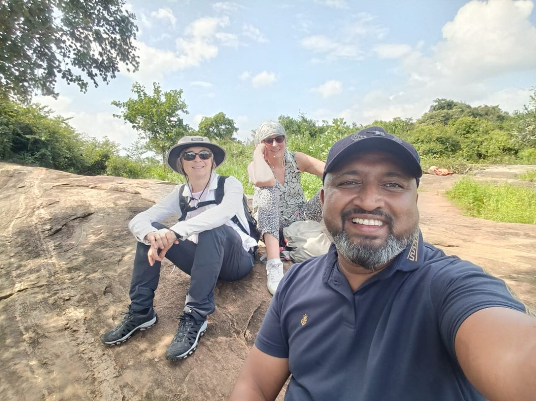 Bee Lanka Tours-康提必去景点