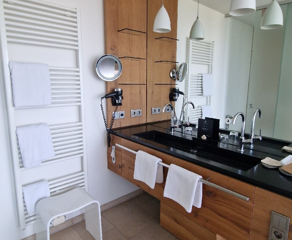 Hotel Hirschen Horn主图